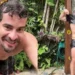 Thiago Martins posta vídeo tomando banho e ‘volume’ do shorts agita web