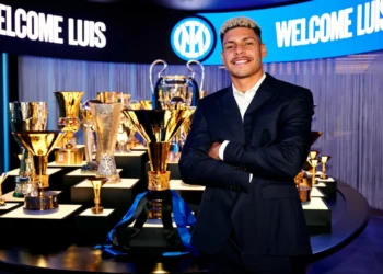 EM DIRETO: Siga os rumores e os negócios do mercado de transferências