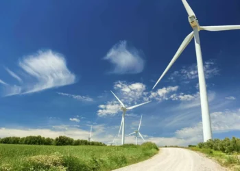 Produção de energia duplicou em 30 anos, mas representa apenas um terço