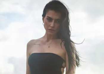 Cleo Pires readota sobrenome após sonhar com seu avô