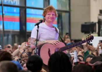 Pinturas do cantor pop Ed Sheeran serão vendidas em Londres