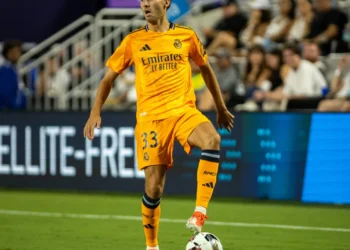 EM DIRETO: Siga os rumores e os negócios do mercado de transferências