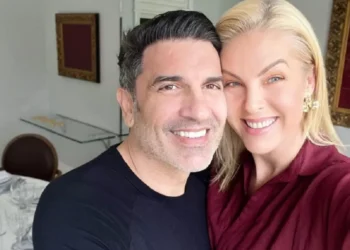 Edu Guedes tem alta do hospital 10 dias antes do previsto; Ana Hickmann comemora