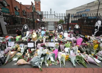 Funeral de Ozzy Osbourne terá homenagem nas ruas de Birmingham