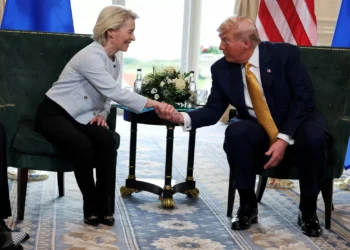 Acordo com Trump sobre tarifas é “quase rendição” da União Europeia