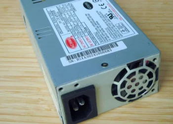 5 sinais de que chegou a hora de trocar a fonte do seu PC