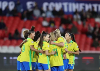 Brasil vence com facilidade o Uruguai e chega à sua 10ª final da Copa América Feminina