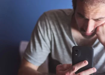 Entrevista: seu celular está te espionando?