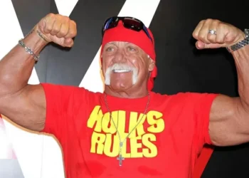 Hulk Hogan, lenda da luta livre e ator, morre aos 71 anos