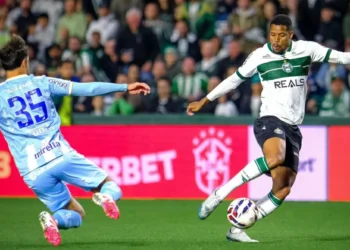 Série B: Coritiba empata, e Goiás pode abrir vantagem na liderança