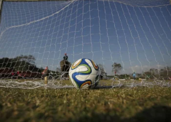 Songo goleia Black Bulls e segue na liderança do Moçambola