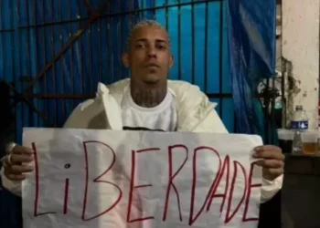 MC Poze do Rodo se defende de acusações de falsa lealdade a Oruam durante prisão