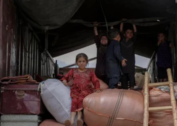 Uma criança é repatriada para o Afeganistão em crise a cada 30 segundos