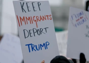 Uganda fecha acordo com os EUA para receber migrantes deportados