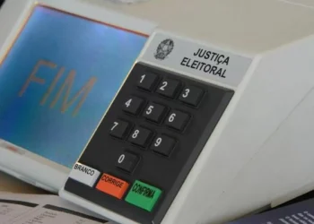 Com vetos, Lula sanciona limite para inelegibilidade por Ficha Limpa