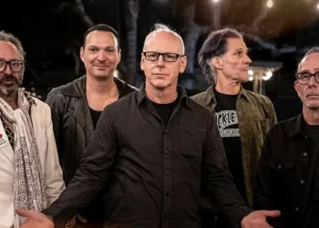 Sex Pistols cancela show no The Town e festival anuncia Bad Religion como substituto