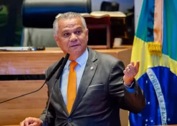 Juiz condena deputado Daniel de Castro a pagar R$ 60 mil por vídeo sobre cultura afro