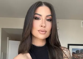 ‘Ela é maravilhosa’, diz Boca Rosa ao comentar affair com Vitória Strada