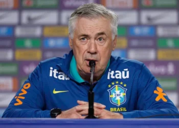 Ancelotti explica por que só convocou dois do Brasileirão e garante Hugo Souza como titular