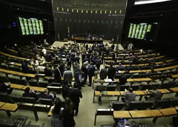 A retaliação do Centrão contra o governo 