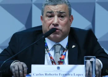 Presidente de associação é preso em CPMI do INSS por suposta mentira