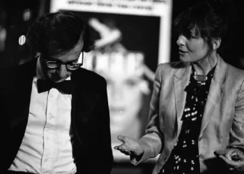 Woody Allen presta homenagem a Diane Keaton, que morreu aos 79 anos