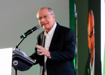 Alckmin contatou embaixadores de Brasil e China para excetuar País da crise de chips