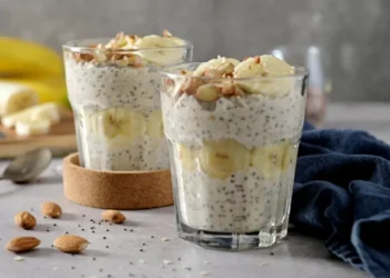 Receitas com chia: 4 opções saudáveis e ricas em proteínas para o café da manhã