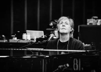 Paul McCartney lança faixa silenciosa em protesto contra IA