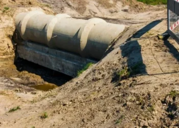 Universalizar água e esgoto no Brasil custa de R$ 301 a R$ 394 por pessoa