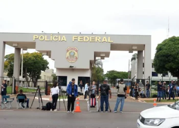 Advogado afirma que recorrerá da decisão que prendeu Bolsonaro