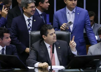Congresso aprova crédito de R$ 42 bi para Previdência e Bolsa Família