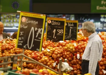 Inflação desce para 2,2% em novembro. Poderá ser “sinal de estabilidade”, diz economista