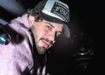 ‘Não sou um mestre da leitura, mas sei ler’, diz Zé Felipe após gafe no Prêmio Multishow