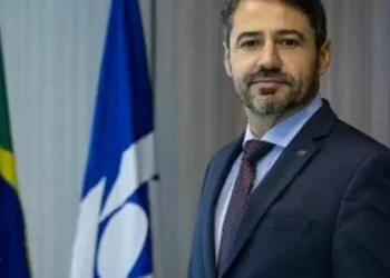 CGU demite ex-chefe da Receita que atuou no caso de joias sauditas