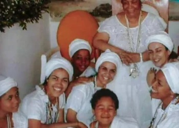 Lula lamenta morte de Mãe Carmen: “liderou terreiro com muito amor”