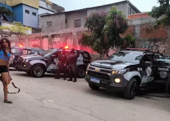Operação do MP e da PM mira tráfico na Favela do Moinho e termina com morto após confronto