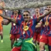 Com dois de Raphinha, Barcelona supera Real Madrid e conquista a Supercopa da Espanha