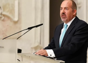 Dívida externa líquida cai para 36,2% do PIB em 2025 e toca mínimo de 2001