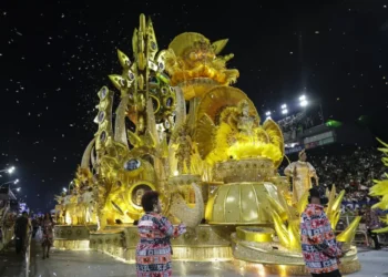 Mocidade Alegre é campeã do Carnaval de São Paulo