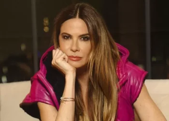 Luciana Gimenez é citada em caso Epstein; apresentadora nega envolvimento