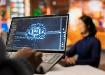 Associações de comunicação defendem diálogo com empresas de IA