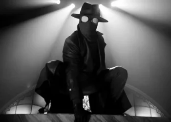 Em preto e branco e colorido, ‘Spider-Noir’ aposta em estética e promete ser uma obra-prima