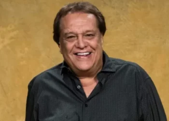 Morre Dennis Carvalho, diretor de ‘Vale Tudo’ e ‘Dancin Days’, aos 78 anos