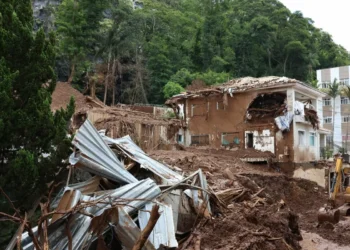 Lula sobrevoa neste sábado áreas afetadas pelas chuvas em Minas Gerais